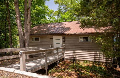 French Country Cottage Dock & Screened Porch - Photo 16