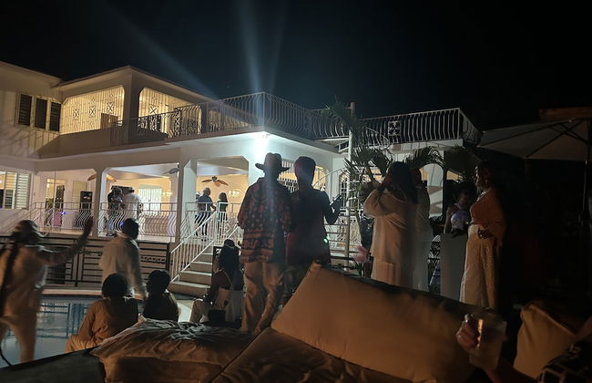 The Belair - Photo 24