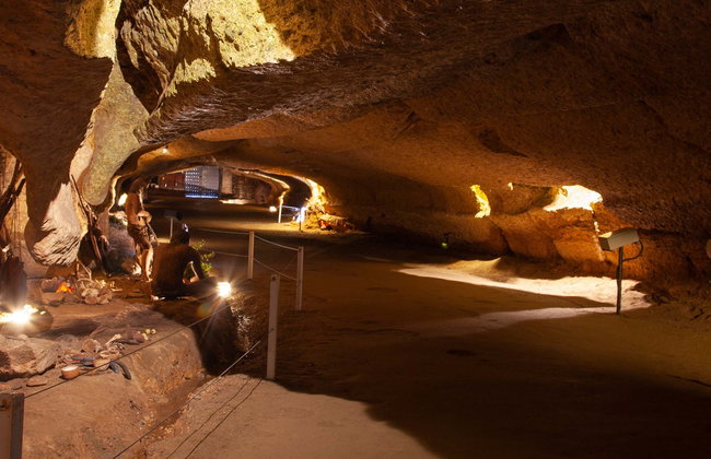 Excursión a las cuevas de Espluga de Francolí - Foto 1