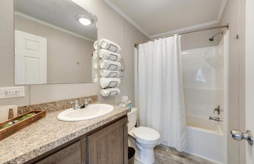 Cozy Cassopolis Retreat on Little Fish Lake! - Foto 13