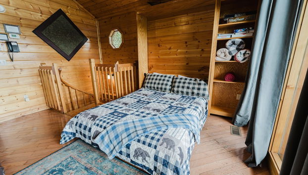 Ain't No Mountain High Enough 1 Bedroom Cabin by RedAwning - Foto 2, Habitación