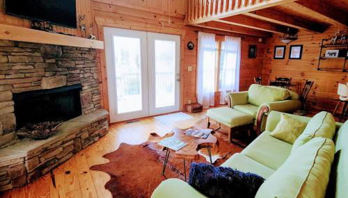 Solar powered log cabin with mountain views, 3acres - Foto 2