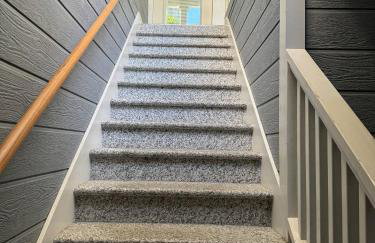 Amazing, Sunny, and Spacious! Steps to Campus! - Photo 23