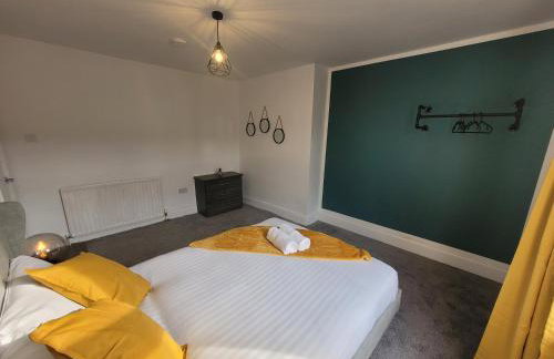 Luke Stays - Parsons Gardens - Foto 15