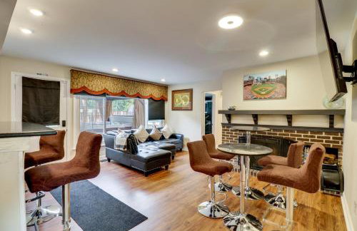 'Hidden Paradise' on 5 Acres w/ Hot Tub & Deck! - Foto 1