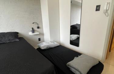 Lapa - Aconchegante quarto e sala - Photo 3