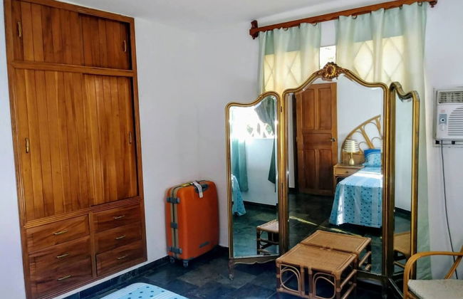 Oceanview Villa Walk to the beach - Photo 2