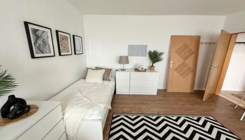 Arbio Monteurzimmer Tremmen Parking Included - Foto 4