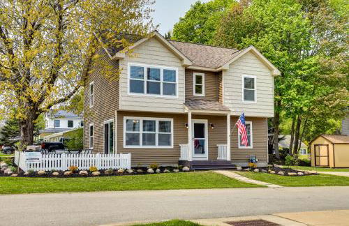 Walk to Beach, Lake Edinboro Views Camp Dickson - Foto 2