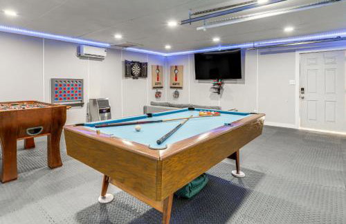 Lakefront Oscar Home with Game Room and Boat Dock! - Foto 25