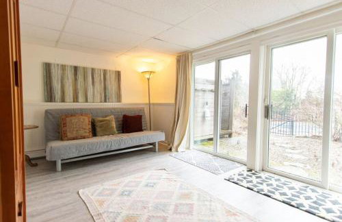 Stunning Home with In-Ground Pool - Photo 17