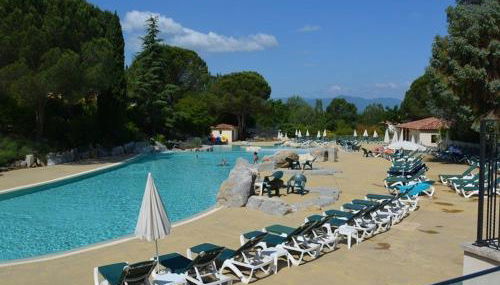 Maison climatisée 5 pers avec terrasse, parking, WiFi, et équipements complets dans quartier calme - FR-1-382-129 - Foto 4