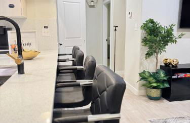 Luxe of Haven - 2bed with office and free parking - Photo 13