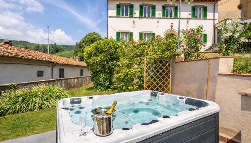 VILLA Castel del Monte - Panoramic Tuscan Villa with Jacuzzi - Foto 2, Garden, Garden view