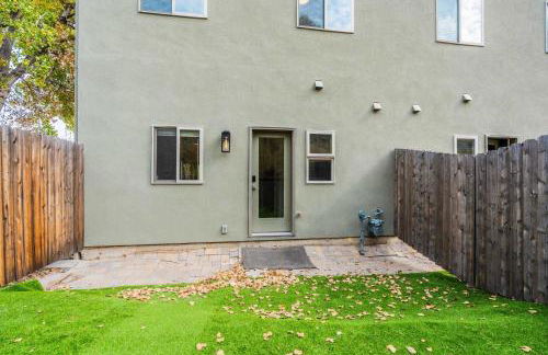 4BD Home w Rooftop Patio Fire Pit & Mountain Views - Foto 45