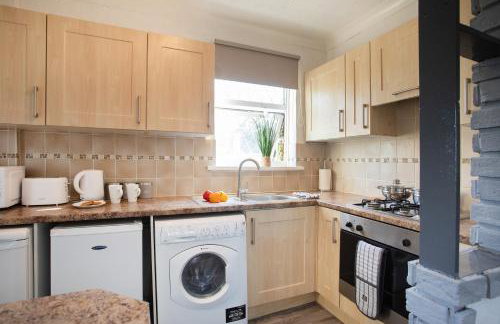Rawmarsh House, Rotherham for contractors & Families, off-road parking, high speed wifi - Foto 68