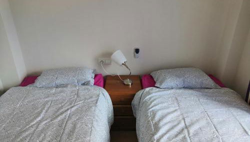 Apartamento con Patio y salida a la piscina. - Foto 5