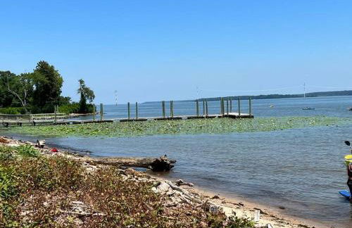 Potomac River Quantico Marines 2BR Bungalow Home - Foto 18