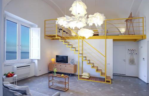 Starhost - CASTLE MEZZACAPO seaview terrace, garden and parking - Foto 7