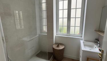 Cosy DUNOIS Studio rénové avec possibilité parking - Foto 3