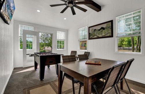 Awesome Haus With Gameroom, 4blks to Center of Town! - Foto 50