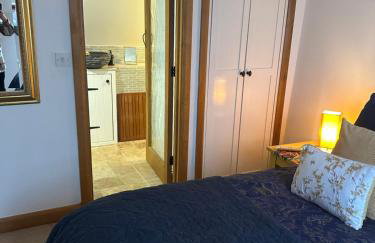 Luxury Three Bedroom Barn Conversion in Devon - Photo 29