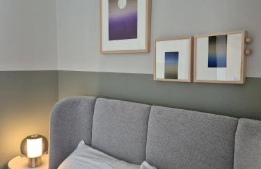 Lili's Studio 2, balcony, New 2025 - Photo 9