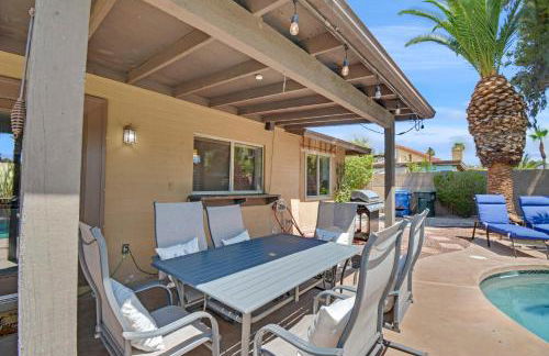 4 bdr, Two Master suite, billiards & desert oasis pool - Foto 12