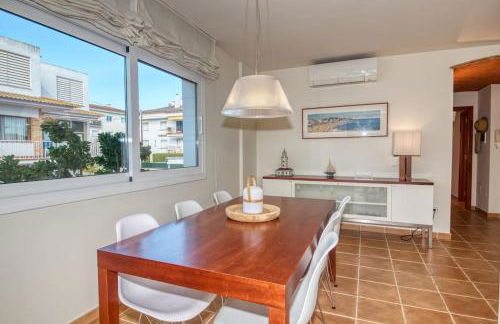 Apartamento con Piscina céntrico - Foto 6