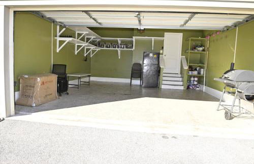 Luxury Living at Woodmore - Foto 30