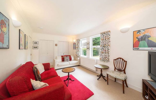 Earnside Cottage - Charming River Views - Foto 8