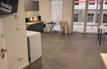 Moderne Wohnung für 4 Personen mit extra Schlafzimmer, Wohnzimmer & Balkon - Photo 6