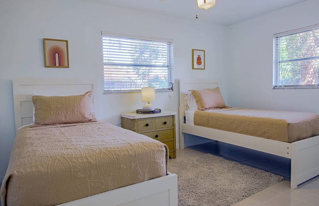 Hardee House in Gulf Gate Neighborhood - Foto 36