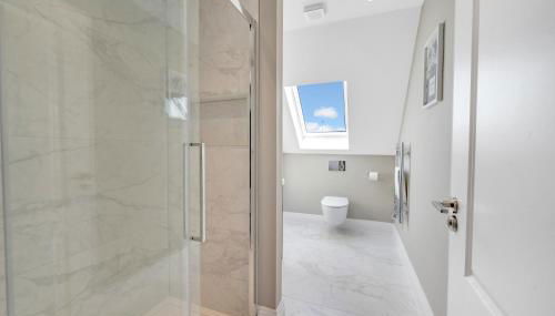 Travard at Heathrow 386a - Foto 3, towels, Shower