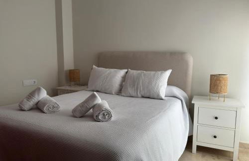 Dúplex céntrico con terraza y parking gratuito - Foto 2