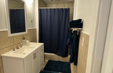 Beautiful Bungalow on Main - Foto 10