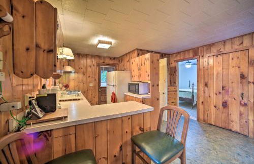 Riverfront Escape with Dock 19 Mi to Saratoga! - Foto 10