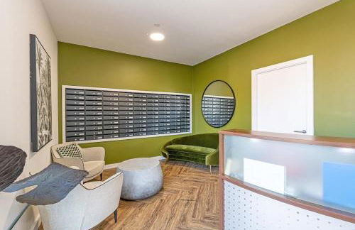 #94 Lux Crosby Gardens Apartment - 10 mins to Crosby Beach - Sleeps 4 - " Perfect for Business travelers and Small Families - Free Parking" - Foto 17