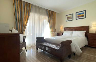 Hacienda Elviria 2 Bedroom Spacious Apartment - Photo 16