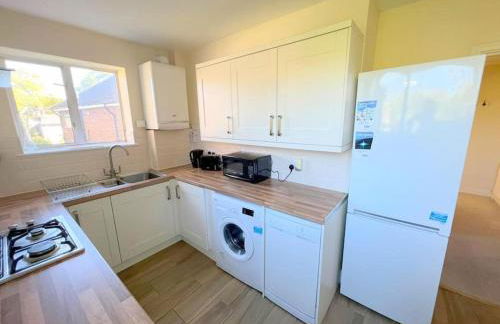 2-bed Flat - Wallington - 6min walk to station - Foto 4