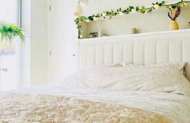 Sun Set House With Hot Tub - Photo 20