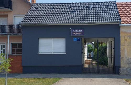 Apartman EXCELLENT - Kuća za odmor u Županji -natkriveno parkirno mjesto - Foto 11