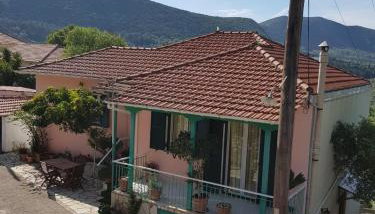 spiros house - Photo 1