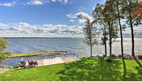 Waterfront Lake Mille Lacs Lodge with Deck and Grill! - Foto 3