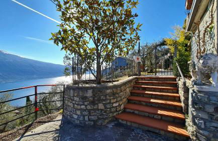 Casa Elka Residence Lake view and pool by Garda Domus Mea - Photo 37