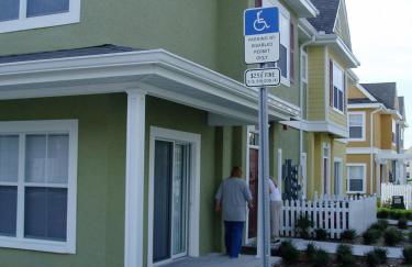 Venetian Bay Villa 4 Bedroom Townhouse - Near Disney - Foto 19