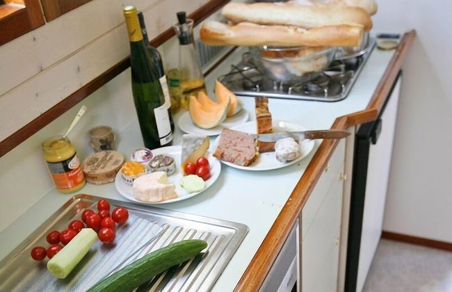 Vintage Houseboats at Niderviller Harbor by Kuhnle-Tours - Foto 11