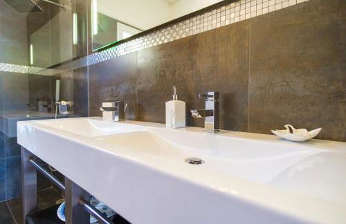 GuestReady - Spacious stay with sea views - Foto 28