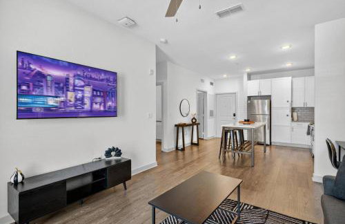 Stylish 1BR Apt| King Bed| Pool | Close to Beach - Foto 2