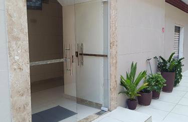 Barra - Frente Shop Barra - 95 m2, 2 quartos, 4 camas, sala, toalete, cozinha e varanda - Foto 4